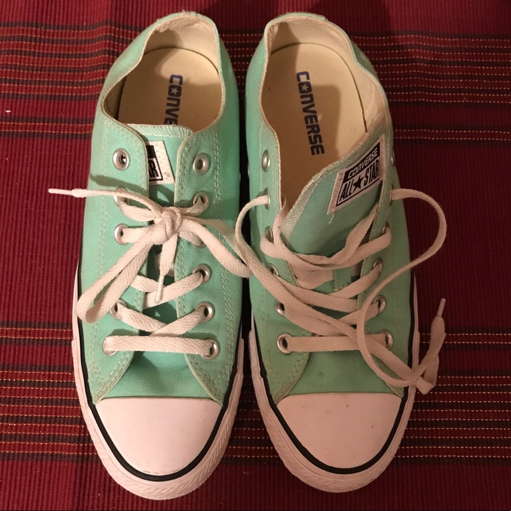 Converse Low Tops